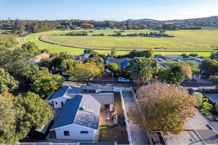 4 Bedroom Property for Sale in Durbanville Western Cape